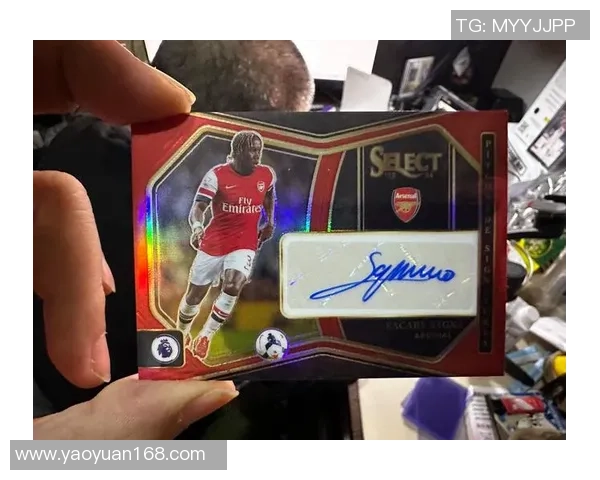 如何通过线上平台和社交媒体高效售卖足球球星卡并吸引买家注意